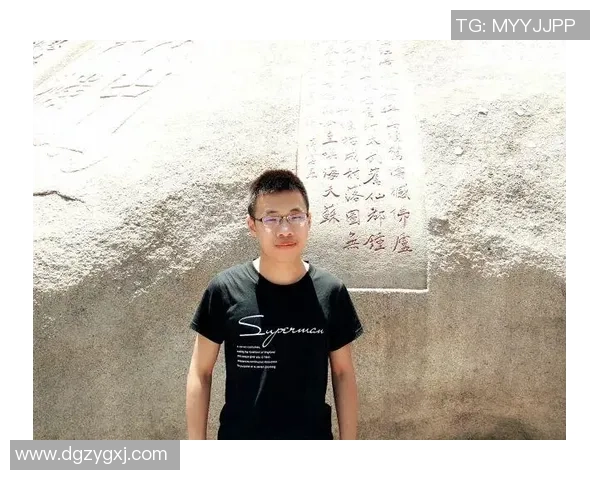 深度对话：杨军在DOTA2世界中的成长与挑战之路