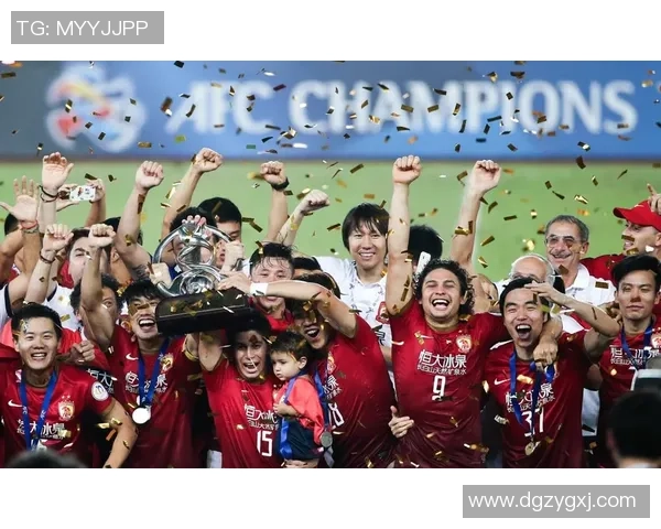 南京足球队的奋斗与荣耀：一段不平凡的突破历程纪实