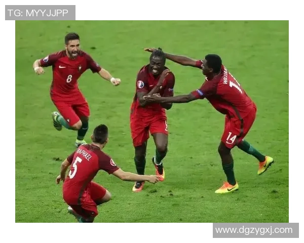 深圳足球队的崛起之路:从默默无闻到大满贯的辉煌成就 深圳足球队的崛起之路:从默默无闻到大满贯的辉煌成就